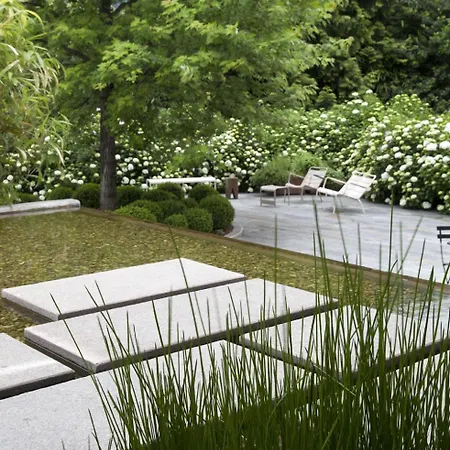 Alter מלון Barge